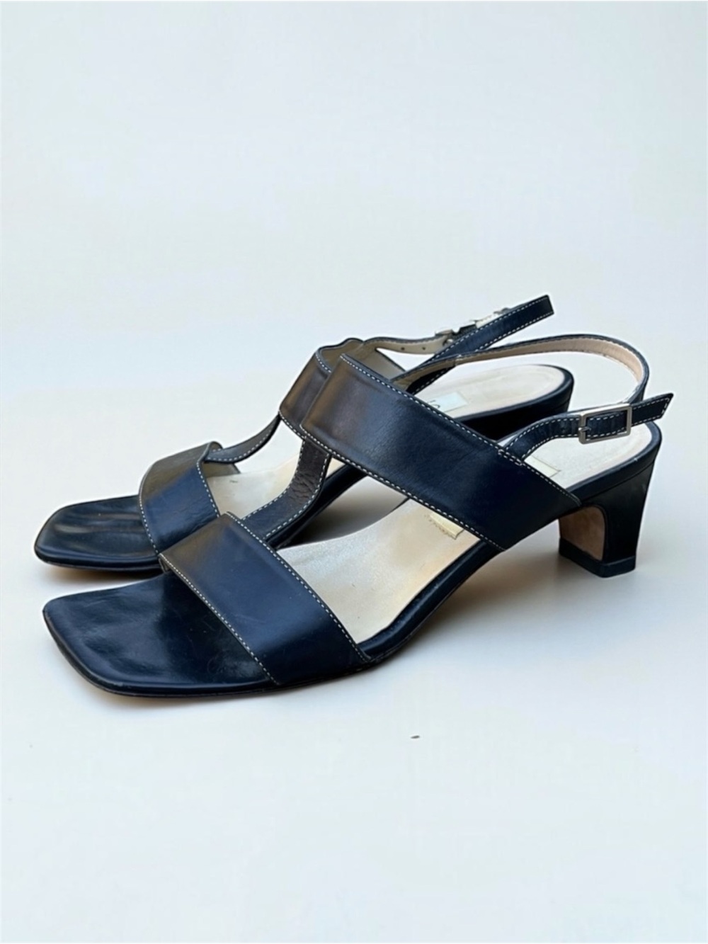 Talbots T-Strap Nappa Leather Slingback Heel in Navy Size 6 1/2 M